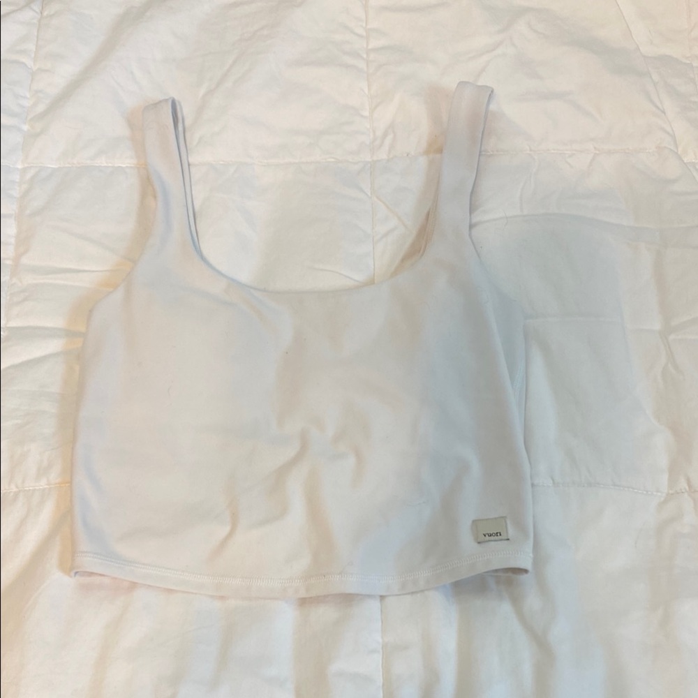 Vuori cropped tank white